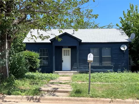 1510 N 16th St, Abilene, TX 79601