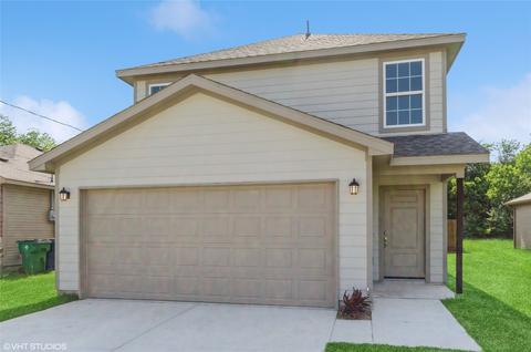 2010 Morgan St, Greenville, TX 75401