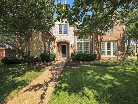 809 Heatherglen Ct, Southlake, TX 76092