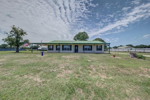 1080 Harris Rd, Azle, TX 76020