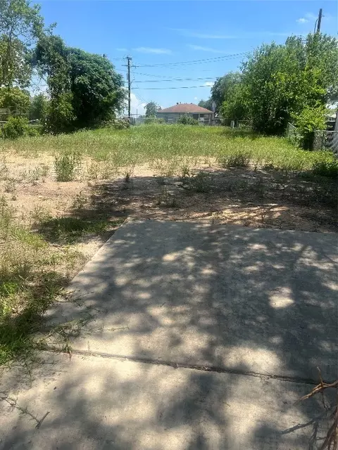 5152 Grovehill St, San Antonio, TX 78228