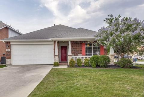 9833 Pack Saddle Trl, Fort Worth, TX 76108