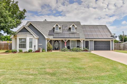 509 Green Meadow Dr, Boyd, TX 76023