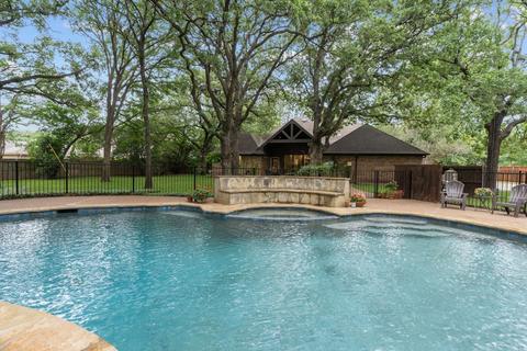 650 Ginger Ct, Southlake, TX 76092