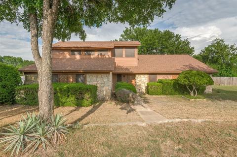 513 Kings Gate Rd, Willow Park, TX 76087