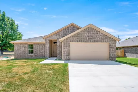 189 Lanai Dr, Runaway Bay, TX 76426