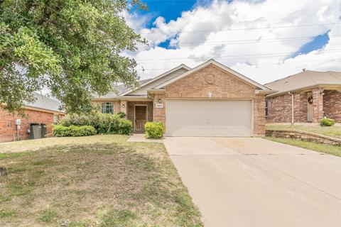 10429 Devin Ln, Hurst, TX 76053