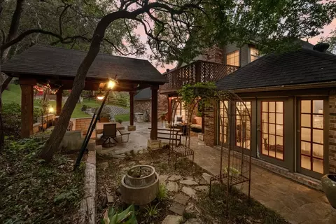 1717 Knob Hill Ct, Cedar Hill, TX 75104