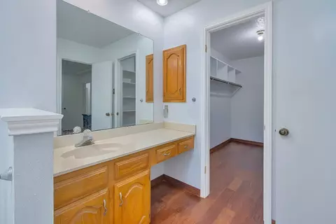 710 Dickey Dr, Euless, TX 76040 photo 13