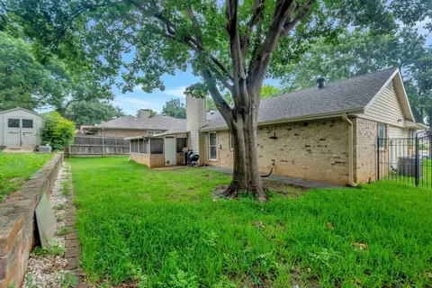 710 Dickey Dr, Euless, TX 76040 photo 35