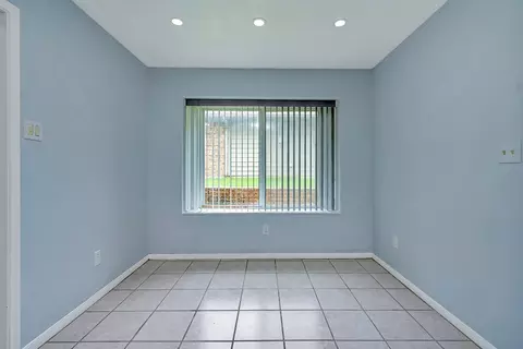 710 Dickey Dr, Euless, TX 76040 photo 7