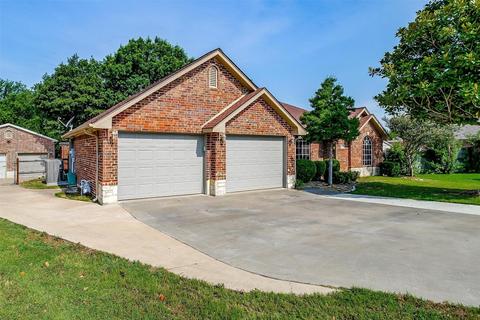5821 Hackberry Ct, Midlothian, TX 76065