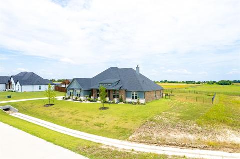 200 Fair Mdws, Waxahachie, TX 75165