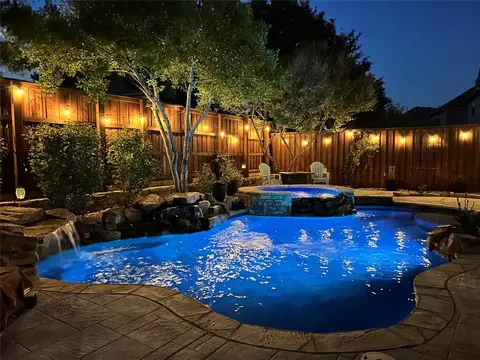 209 Creekside Dr, Murphy, TX 75094