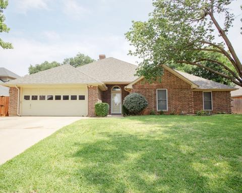 405 Sandra Dr, Lewisville, TX 75057