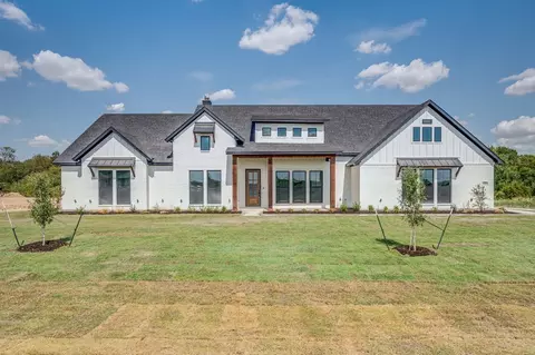 6230 Waggoner Way, Midlothian, TX 76065
