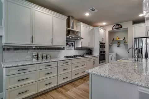 12509 Theralite Way, Denton, TX 76207