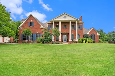 9508 Harbour View Ln, Fort Worth, TX 76179