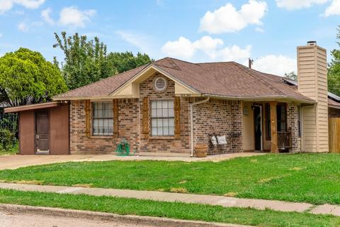 3930 Rustic Trl, Balch Springs, TX 75180