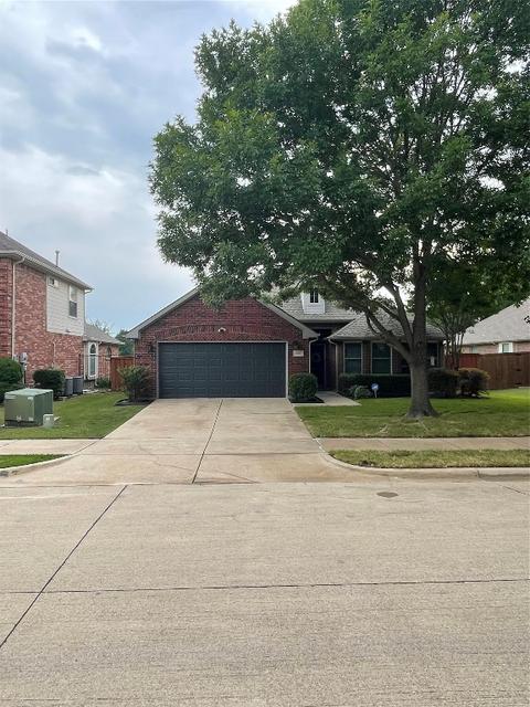 10317 Wentworth Dr, Rowlett, TX 75089