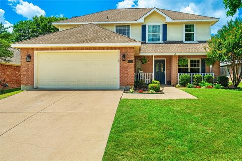 1915 Perry Dr, Mansfield, TX 76063