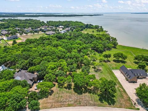 1330 Shell Beach Dr, Little Elm, TX 75068