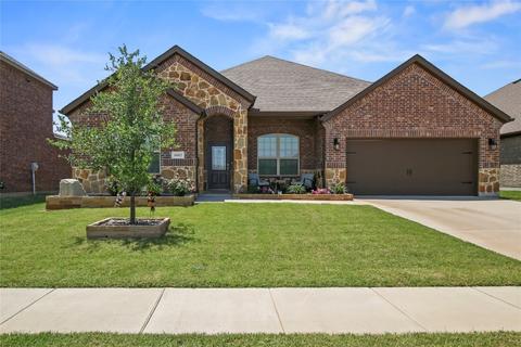 11012 Culberson Dr, Aubrey, TX 76227