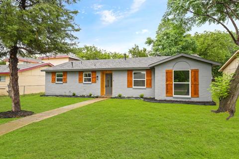 718 Cherry Laurel Ln, Dallas, TX 75211