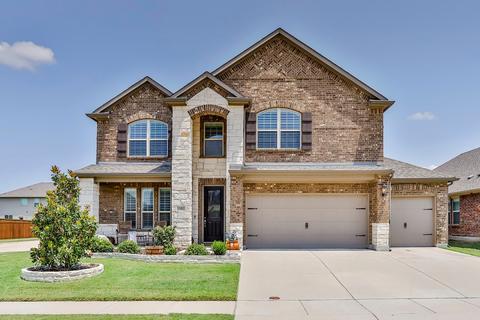 1901 Cinnamon Trl, Aubrey, TX 76227