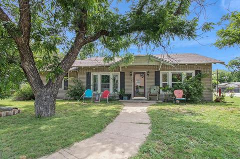 1417 S Colorado St, Coleman, TX 76834