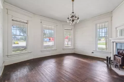 620 E Main St, Teague, TX 75860 photo 5
