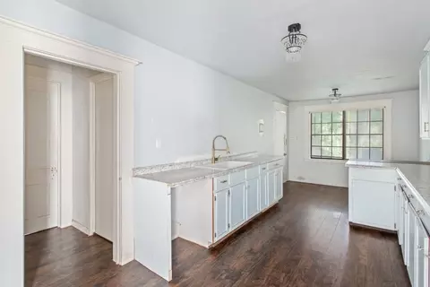 620 E Main St, Teague, TX 75860 photo 11