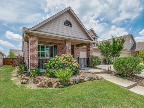 732 Hayden Ln, Savannah, TX 76227
