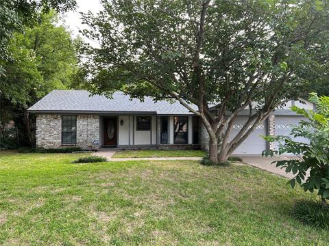 302 Lois St, Roanoke, TX 76262