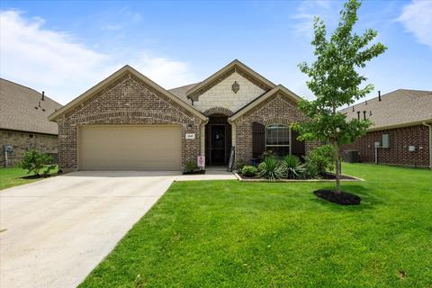 1005 Hearth Dr, Denton, TX 76201