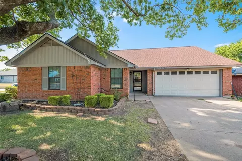 1218 Reeves Ln, Cedar Hill, TX 75104