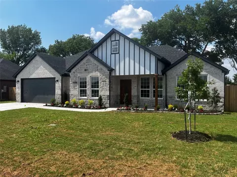 102 Guavin Ln, Blue Ridge, TX 75424