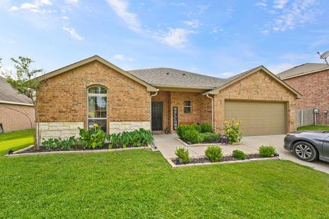 1717 Westgate Dr, Terrell, TX 75160