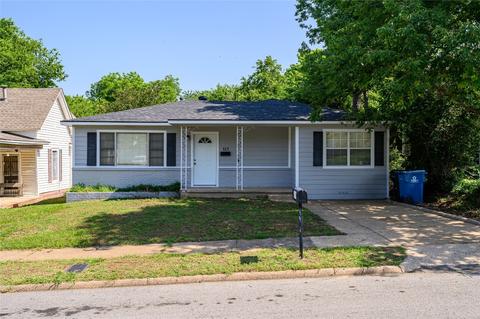 113 E Texas St, Denison, TX 75021