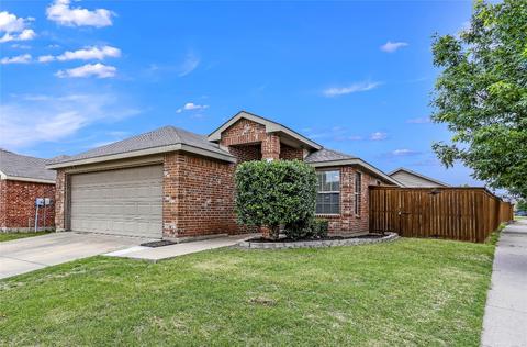2009 Blakehill Dr, Heartland, TX 75126