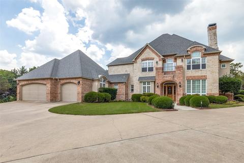 830 Bluff Ridge Dr, Cedar Hill, TX 75104