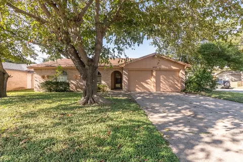 1429 Prescott Dr, Lancaster, TX 75134