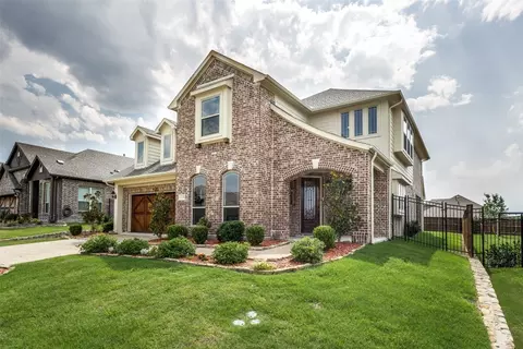 1515 Eminence Ln, St Paul, TX 75098