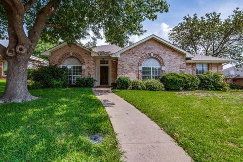 523 E Lanett Dr, Desoto, TX 75115