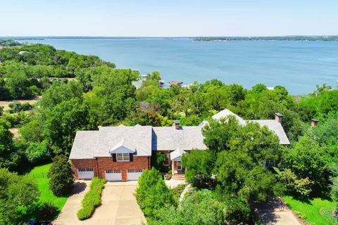 8055 Eagle Mountain Cir, Fort Worth, TX 76135