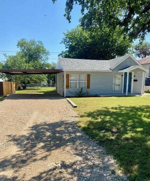 3004 NW 28th St, Fort Worth, TX 76106