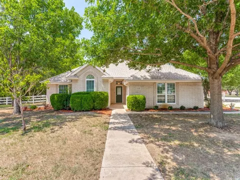 3016 Burlington Ct, Haslet, TX 76052