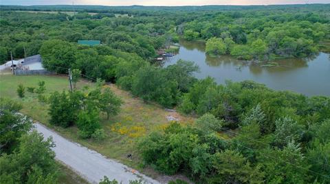 11 Frontier Drive, Bowie, TX 76230