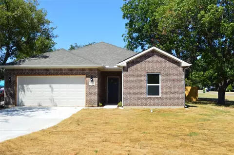 309 E Godley Ave, Godley, TX 76044