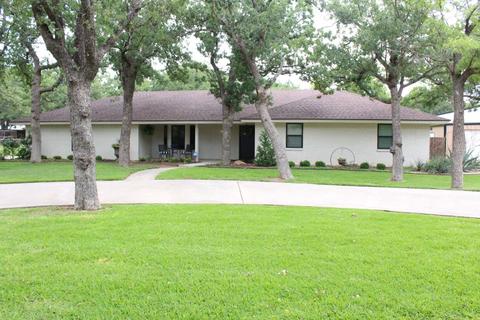1701 Castle Dr, Clyde, TX 79510